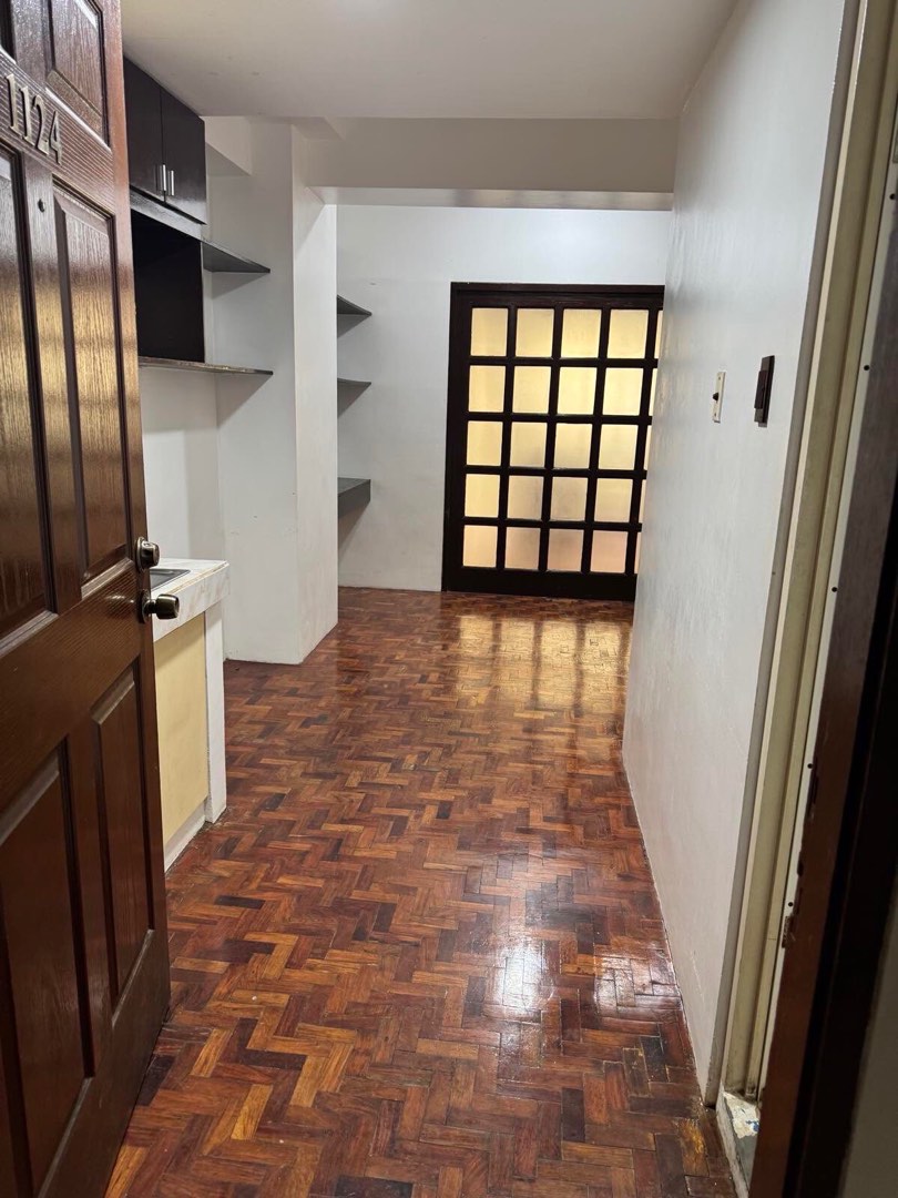 (Category: ) located in . Submitted by myshopmyhome (Listing ID 1347504632, Image 1). Description: .