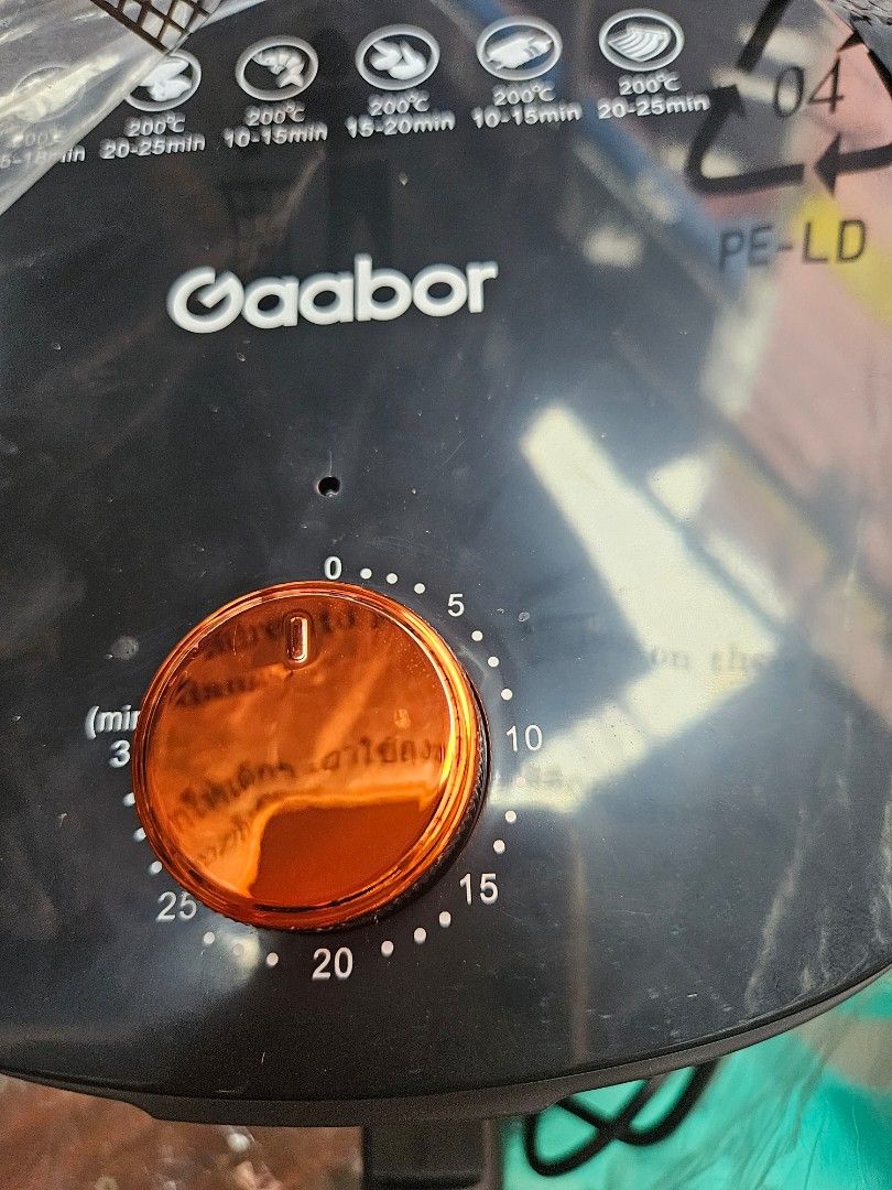 Gaabor air fryer (Category: Fryers) located in Taguig. Submitted by princesssantoss (Listing ID 1347597694, Image 1). Description: bnew.