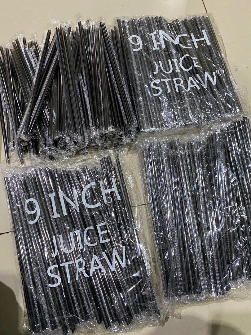 Hamburger Wrapper, Straw,Coffee Cup (Category: Water Bottles & Tumblers) located in Imus. Submitted by raqylight (Listing ID 1347491337, Image 2). Description: Hamburger Wrapper 900pcs Coffee Cups 8oz 64pcs Straw- more or less 400pcs.