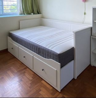 (Category: ) located in . Submitted by qqwaiting (Listing ID 1347586193, Image 1). Description: .