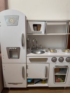 (Category: ) located in . Submitted by emmlow (Listing ID 1347571042, Image 1). Description: .