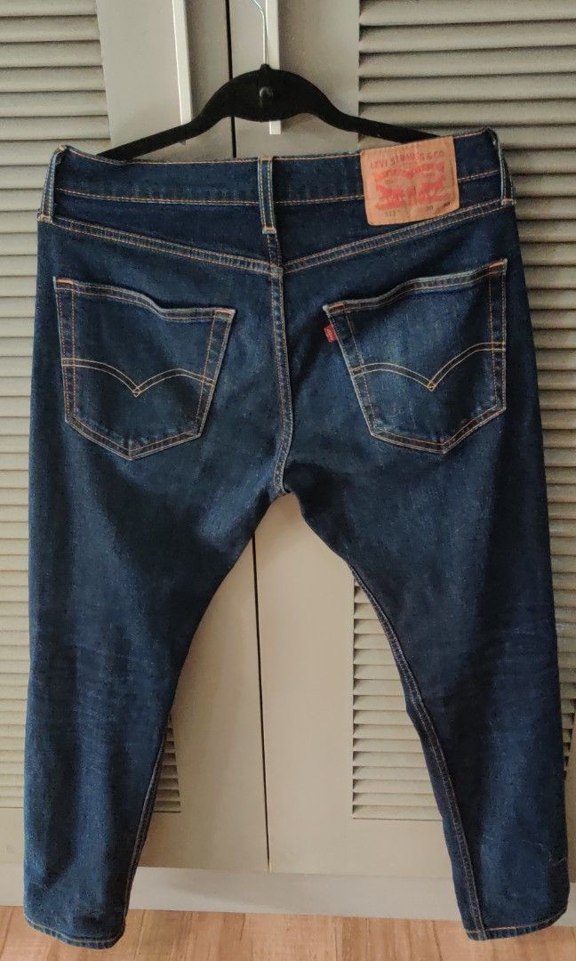 Levi's Men's 512 Slim Taper Jeans (Category: Jeans) located in Pasig City. Submitted by dmnc_mnsrt (Listing ID 1347536787, Image 2). Description: • Bought directly from Levi's store • RFS: Decluttering.