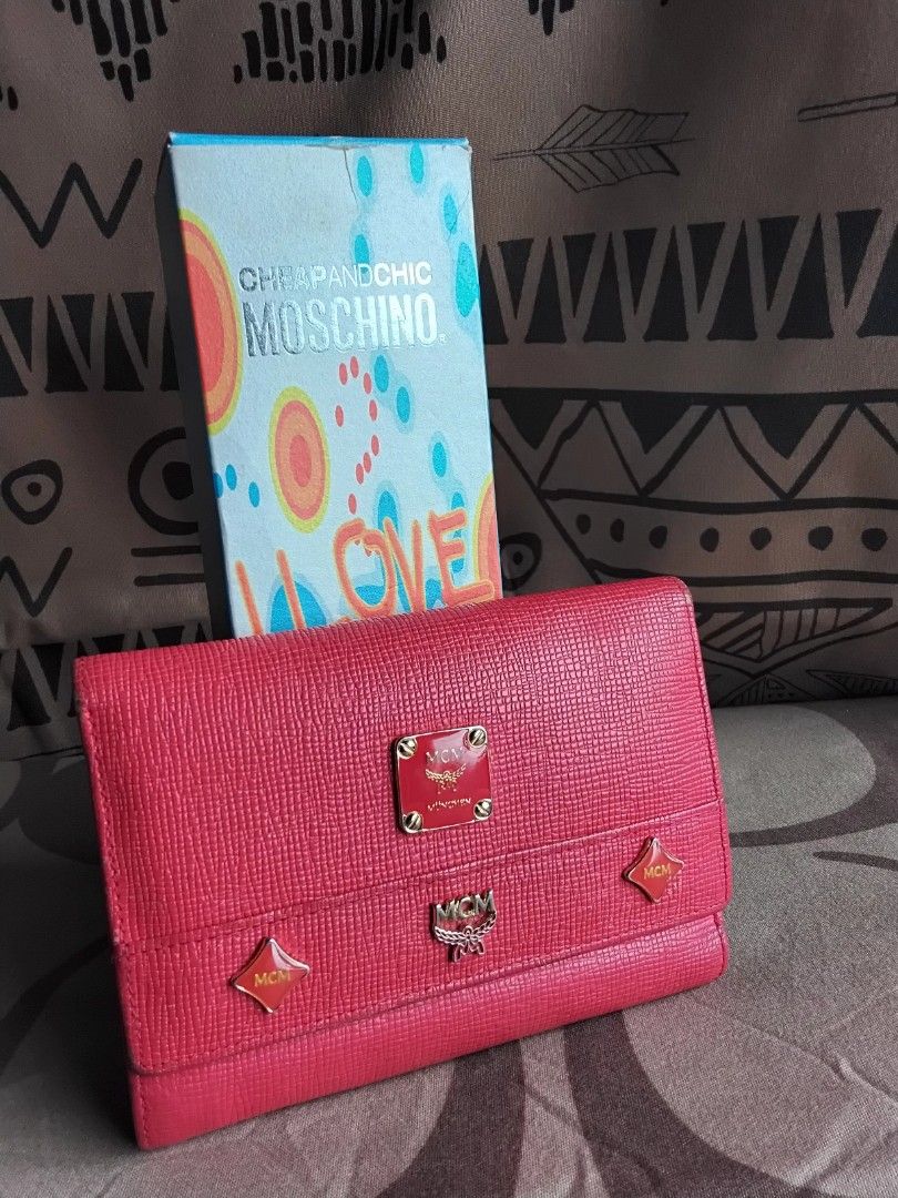 MCM Wallet (Category: Wallets & Card holders) located in Bulacan. Submitted by MariaRegon (Listing ID 1347626069, Image 1). Description: Used. This is PRELOVED, pls. manage your expectation. Natural light. Day light shot. As is. MODE of PAYMENT : GCASH.