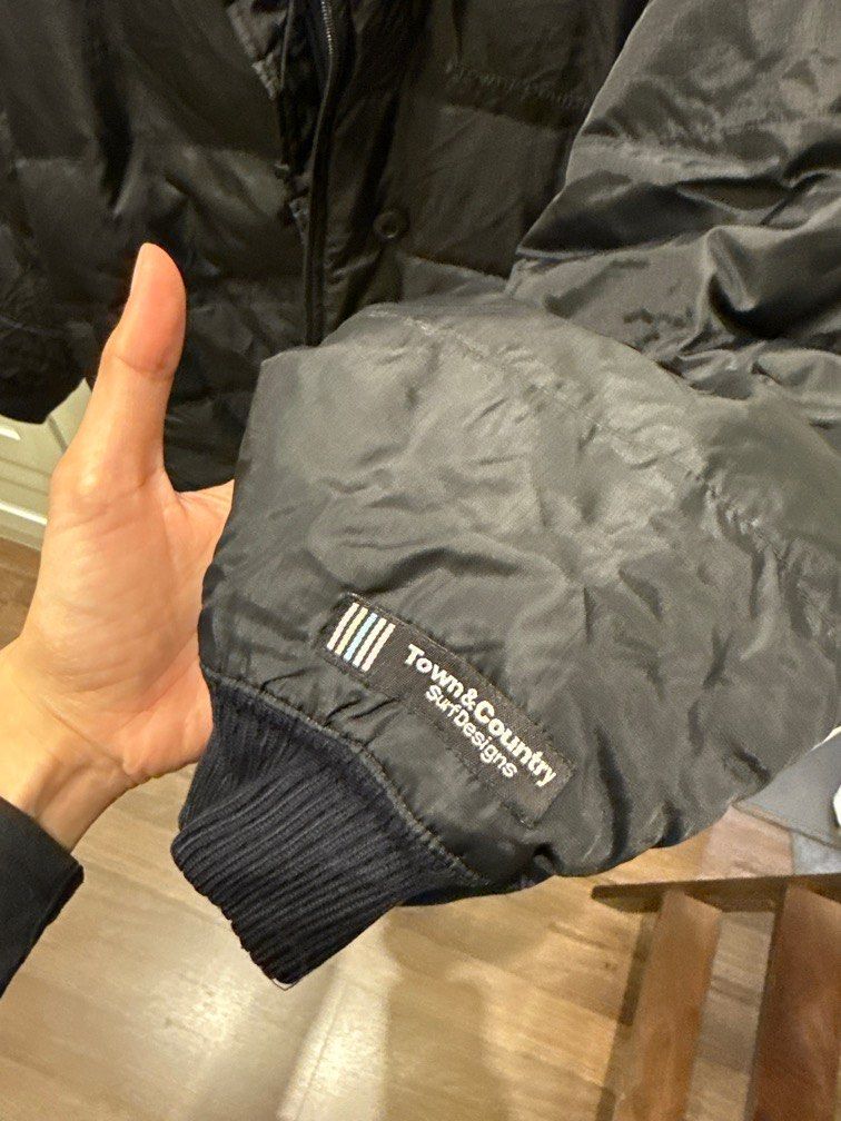Men Basic Jacket size L (Category: Coats, Jackets and Outerwear) located in Kuala Lumpur. Submitted by mellissa1207 (Listing ID 1347579038, Image 2). Description: .