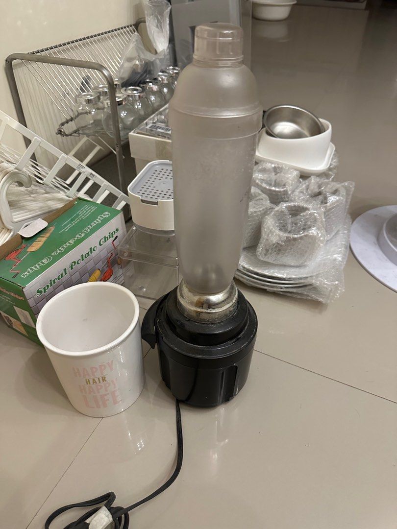 Milktea Electronic Shaker (Category: Coffee Machines & Makers) located in Masantol. Submitted by ginlyy (Listing ID 1347504664, Image 1). Description: No dents no damage working well Declutter - used at milktea shop Originally bought it for 7k Location is angeles, pampanga.