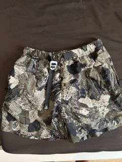 (Category: ) located in . Submitted by jayson1212 (Listing ID 1347548775, Image 1). Description: .