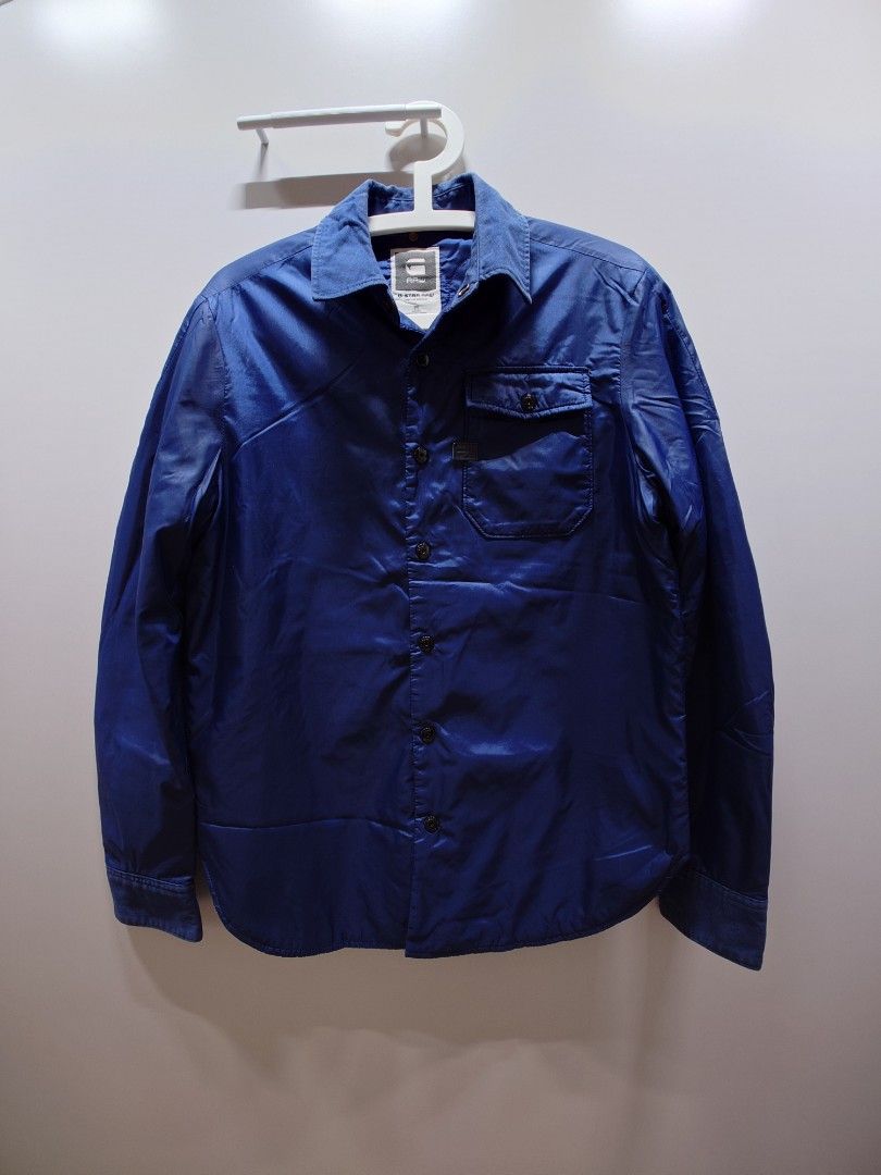 Outer jacket (Category: Coats, Jackets and Outerwear) located in Singapore. Submitted by rplch (Listing ID 1347535124, Image 1). Description: Outer jacket bought in Melbourne..
