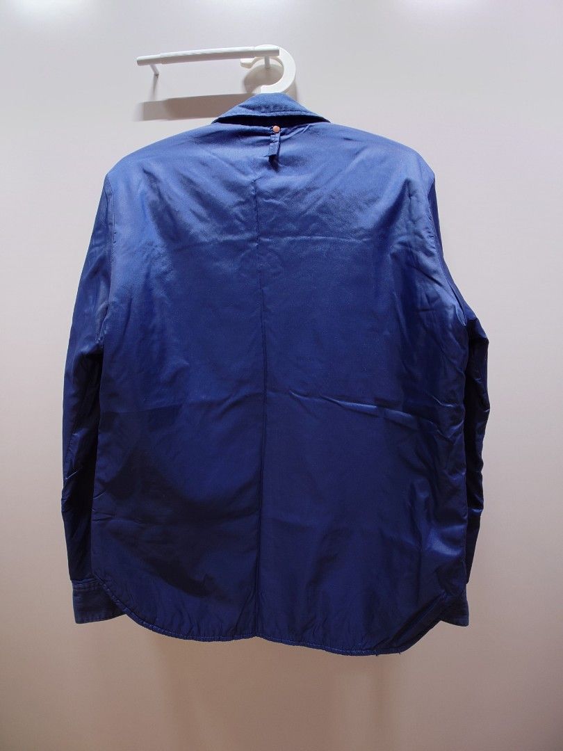Outer jacket (Category: Coats, Jackets and Outerwear) located in Singapore. Submitted by rplch (Listing ID 1347535124, Image 2). Description: Outer jacket bought in Melbourne..