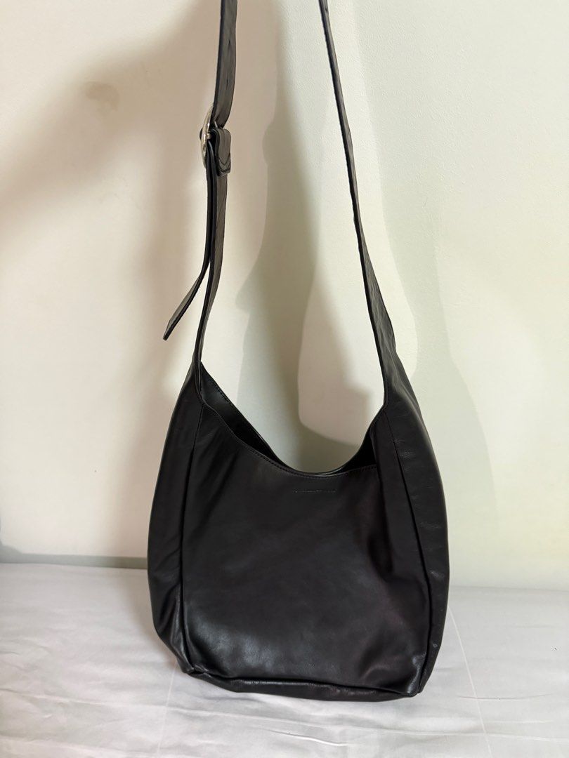 Paloma Wool Black Tea Bag (Leather Shoulder/Crossbody bucket bag