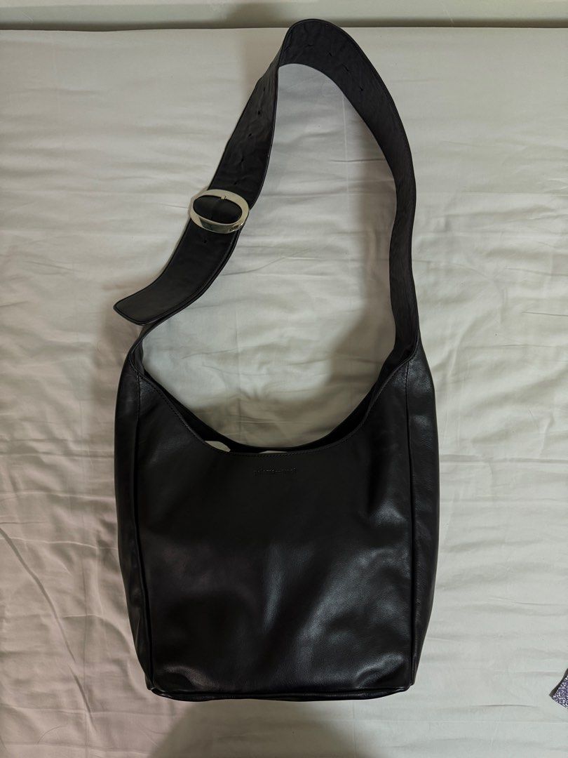 Paloma Wool Black Tea Bag (Leather Shoulder/Crossbody bucket bag