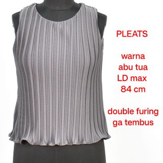 (Kategori: ) berada di . Dikirim oleh preloved_babystuff (ID iklan 1347515391, Gambar 1). Deskripsi: .