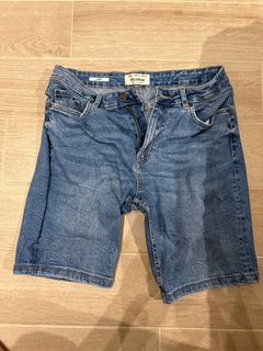 (Category: ) located in . Submitted by impulsebuyer69 (Listing ID 1347595344, Image 1). Description: .
