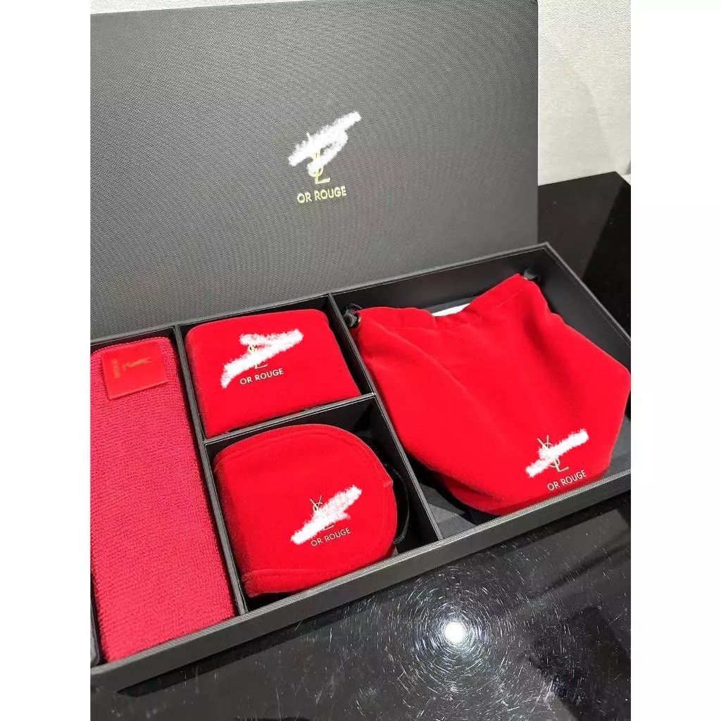 Red Towel Set VIP GIFT | GWP (Category: Bath) located in Bulacan. Submitted by allysalvador11 (Listing ID 1347532559, Image 3). Description: PREORDER / Required 50% dp for reservation NO RUSH SHIPPING! If in doubt, don’t buy! Pls read before ordering. Actual pic posted All prices are fixed. No haggling Strictly PAYMENT FIRST & Shipping only We can also do lalamove or toktok if rush (once the item is onhand na) No meetups, No COD With shipping fee