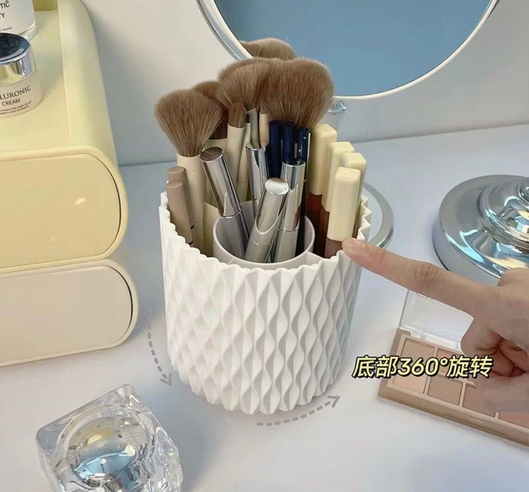 Rotating Makeup Brush Storage Organizer Holder (Category: Makeup) located in Manila. Submitted by mayrclosetphbackup (Listing ID 1347584455, Image 2). Description: what you see is what you get.