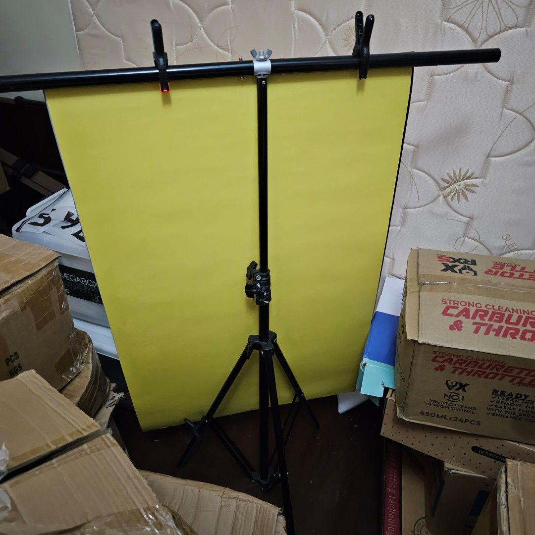 Product photography T-shape Background Stand (Category: Other Photography Accessories) located in Manila. Submitted by chocomoose (Listing ID 1347581308, Image 3). Description: 1pc Adjustable Telescopic Backdrop Stand 80x200cm good condition free 5 backdrop paper.