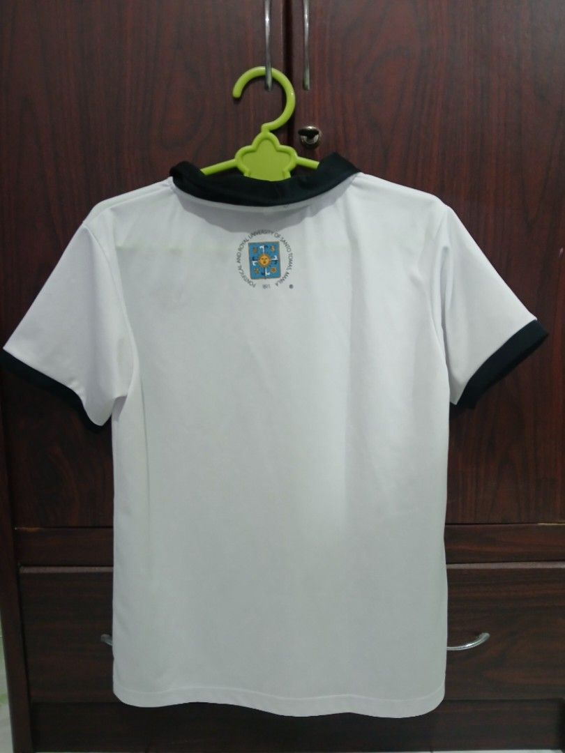 ust pathfit pe table tennis uniform set (Category: Activewear) located in Manila. Submitted by wtbjoo (Listing ID 1347527865, Image 2). Description: selling for a friend ! - ₱750 (slightly nego) - no number - short is not in the pic - lightly used, still in good condition - lady-owned - top and bottom are both medium sized feel free to ask for more pictures! 🫶 mop: gcash or cash upon meetup.