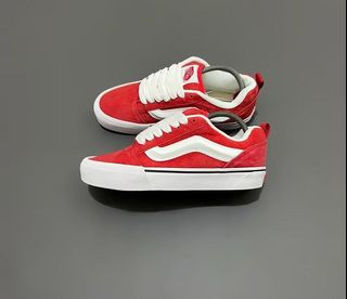(Kategori: ) berada di . Dikirim oleh 113sneakers (ID iklan 1347622991, Gambar 1). Deskripsi: .