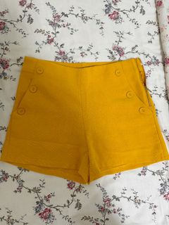 (Category: ) located in . Submitted by cometakealooks_ (Listing ID 1347608367, Image 1). Description: .