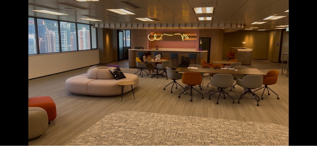 Free creative shared office lecture hall shared office co working space for free62859981370113111
