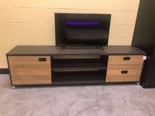 (Category: ) located in . Submitted by nsw.priceworth (Listing ID 1347661112, Image 1). Description: .