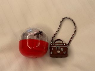 （分類：）位於 。 由 hexagonshop 提交（商品編號 1347807261，圖片 1）。簡介： 。