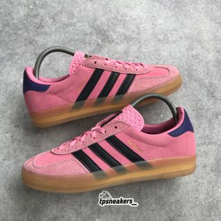 (Kategori: ) berada di . Dikirim oleh tpsneakers_ (ID iklan 1347741675, Gambar 1). Deskripsi: .