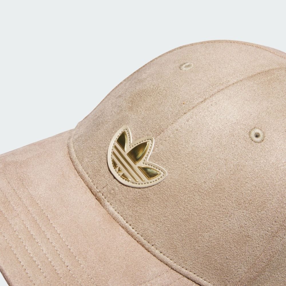 adidas 愛迪達金色三葉草logo帽子 卡其棕色帽子 運動帽 棒球帽 遮陽帽 JL7589