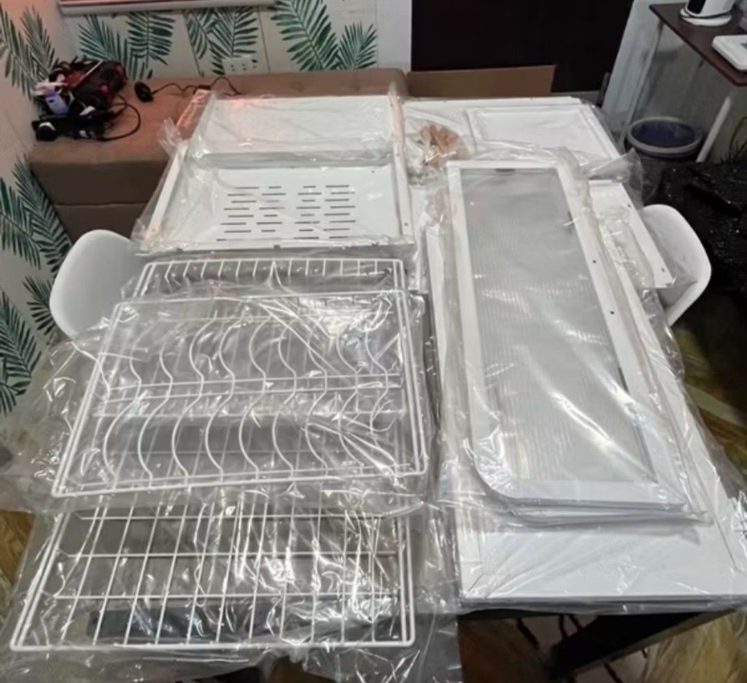 Aesthetic Countertop Dish Drainer (Category: Dishwasher) located in Mandaluyong City. Submitted by shopmla (Listing ID 1347792634, Image 3). Description: Aesthetic Countertop Dish Drainer @ 1,700. 2 layer Pullable plate holder SF applies Gcash BPI family.