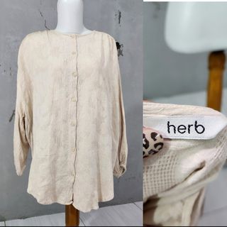 (Kategori: ) berada di . Dikirim oleh elle_styless (ID iklan 1347721061, Gambar 1). Deskripsi: .