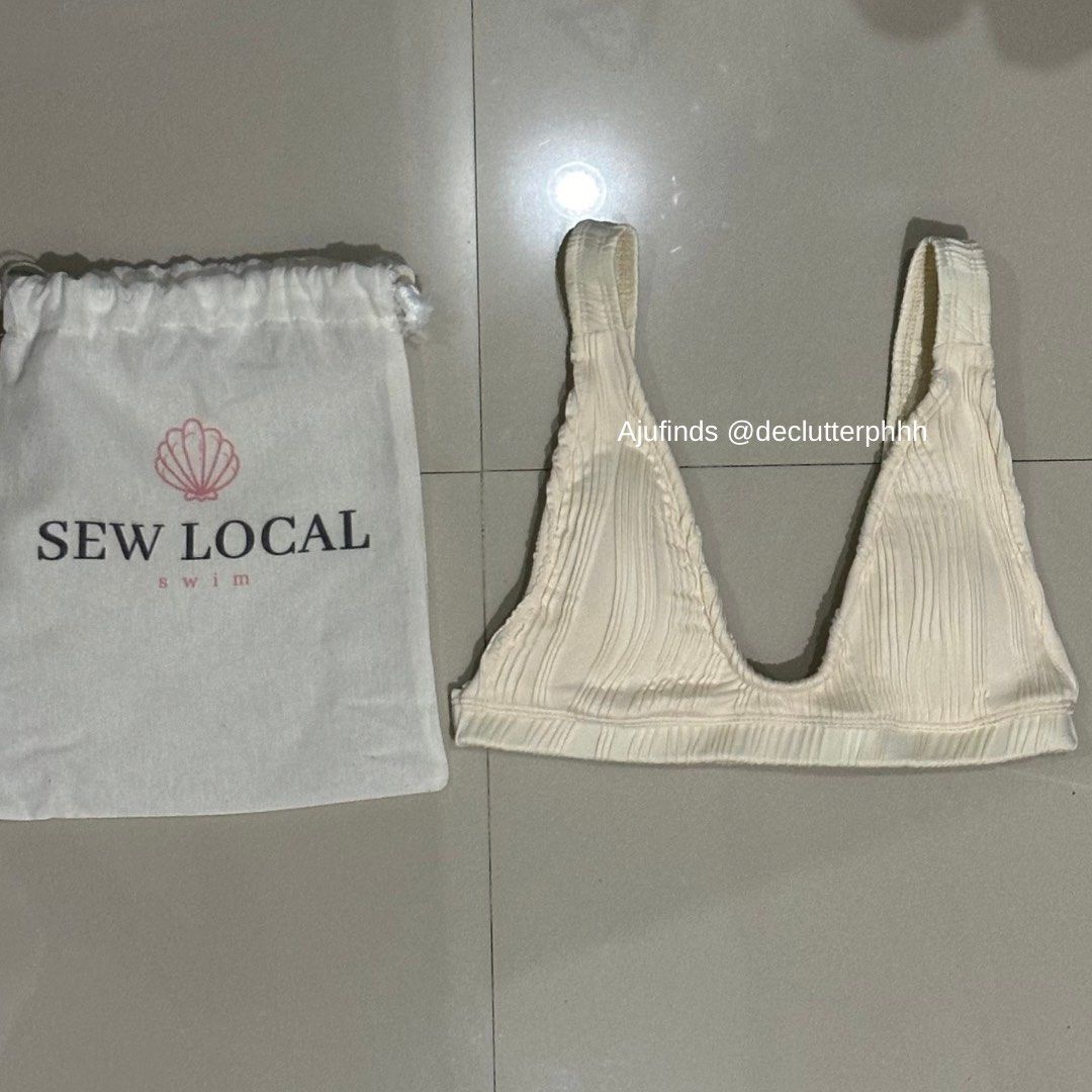 Bnew Sew Local Top - XS (Category: Bikinis & Swimsuits) located in Batangas. Submitted by declutterphhh (Listing ID 1347783021, Image 1). Description: Bnew ( never worn ) SUPER NICE!!!!!🌸🌺Size XS No more questions about sizing please, it only fits XS FRAMES thank you!!.