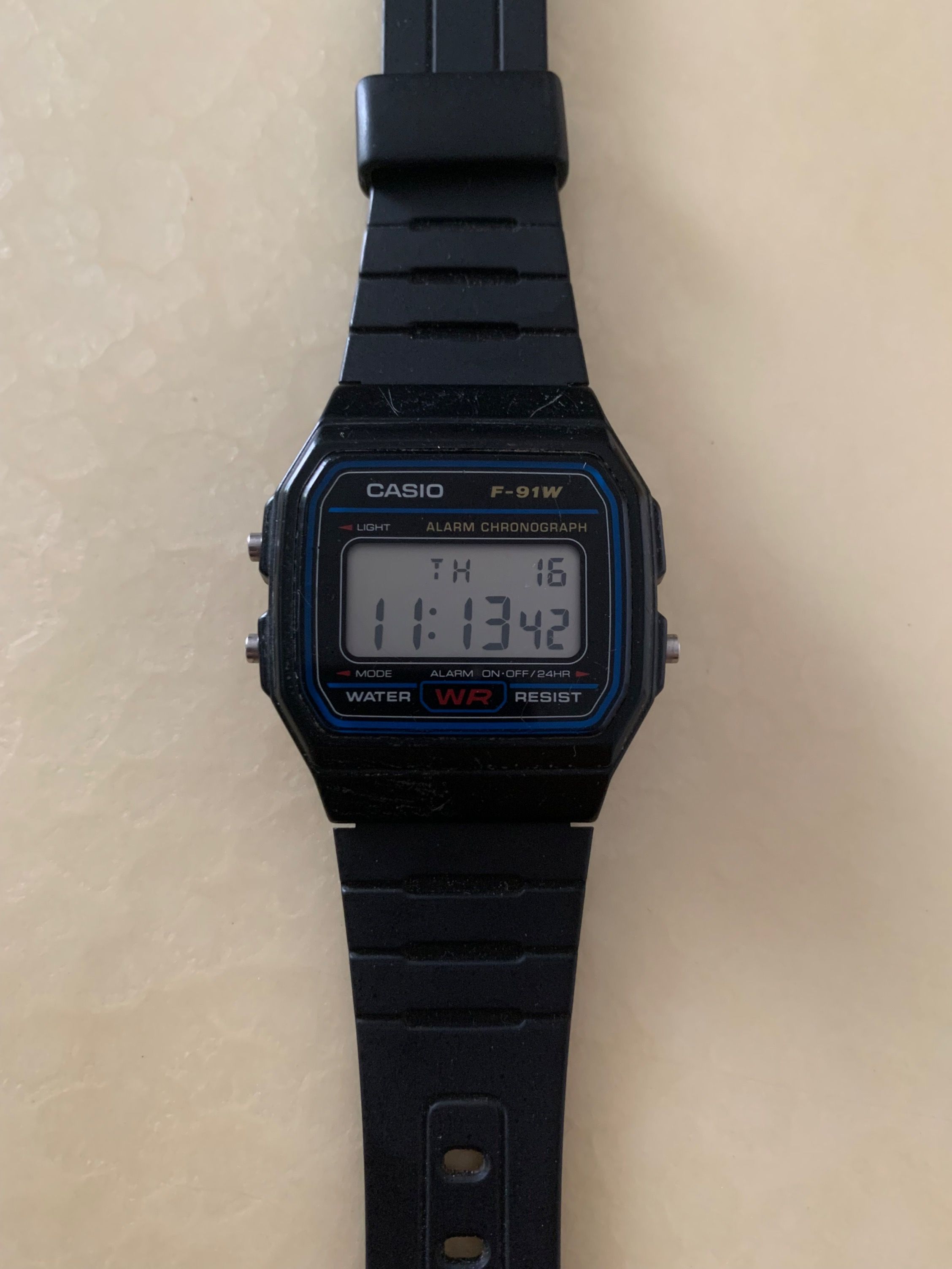 CASIO F91-W Army BMT Watch, Luxury, Watches on Carousell
