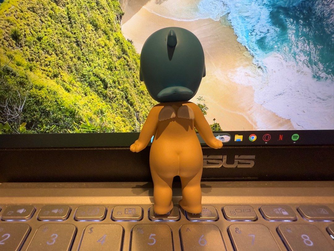 Dolphin Sonny Angel (Category: Designer & Blind Box Toys) located in Manila. Submitted by sofia_o9a5 (Listing ID 1347733908, Image 2). Description: dm me for any questions! -cross posted on x- no original packaging price: 300 + shipping mop: gcash mod: ggx, jnt, lalamove, grab.
