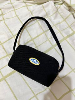 (Category: ) located in . Submitted by shop.ace (Listing ID 1347668864, Image 1). Description: .
