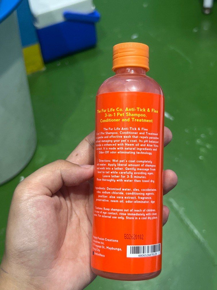 Fur Life Co. Anti Tick & Flea (Category: Health & Grooming) located in Quezon City. Submitted by unaespiritu (Listing ID 1347762504, Image 2). Description: Paraben Free.