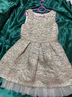 (Category: ) located in . Submitted by preloved.byemmalynn (Listing ID 1347776983, Image 1). Description: .
