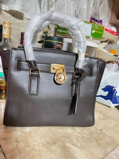 (Category: ) located in . Submitted by kyasecollection (Listing ID 1347762491, Image 1). Description: .