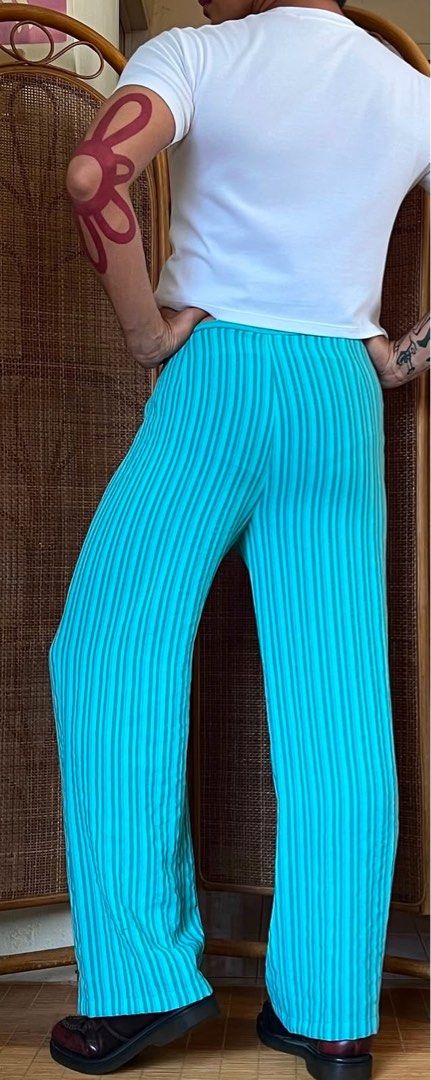 Pinstriped Aqua Linen Blended Presko Pants (Category: Other Bottoms) located in Quezon City. Submitted by thriftbythebay (Listing ID 1347767371, Image 2). Description: - Fits M-L - Waist 32’ - Length 42’ - Not an elastic waistband - Fave but doesn’t fit me 😭😭😭 tags: vin the line, the velour, shop florice, wear classica, from the archives, alasdos, wear kahel, modern playground, thrifted, vintage, ukay.