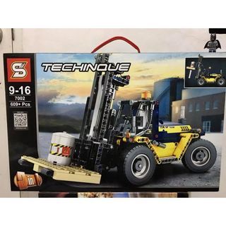 SEMBO 7002 Forklift and Tow Truck 2 in 1 Technique Blocks (609Pcs.)