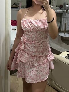 (Category: ) located in . Submitted by closet.fix (Listing ID 1347812108, Image 1). Description: .