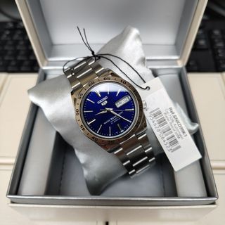 (Category: ) located in . Submitted by watchforlessofficial (Listing ID 1347718728, Image 1). Description: .