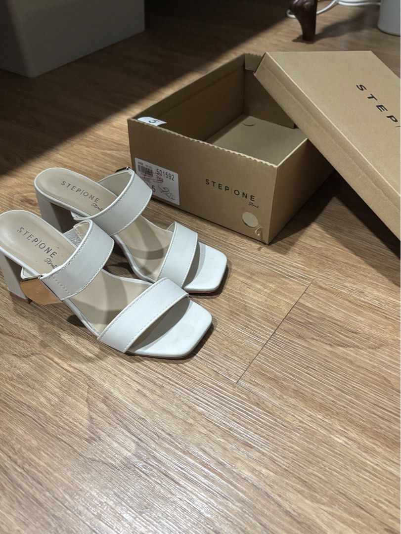 Step One Strut (Payless): White Erika Block Heel (Category: Flats & Sandals) located in Paranaque City. Submitted by floramese (Listing ID 1347696404, Image 1). Description: Used twice only, then was stored afterwards. ✿ so soo elegant to wear! the color and hardware looks classy paired with one another ✿ would keep, but i prefer thinner heels ✿ color is sold out on the website ✿ no negotiation. price is as is :)) Modes of Payment – GCash – Maya 