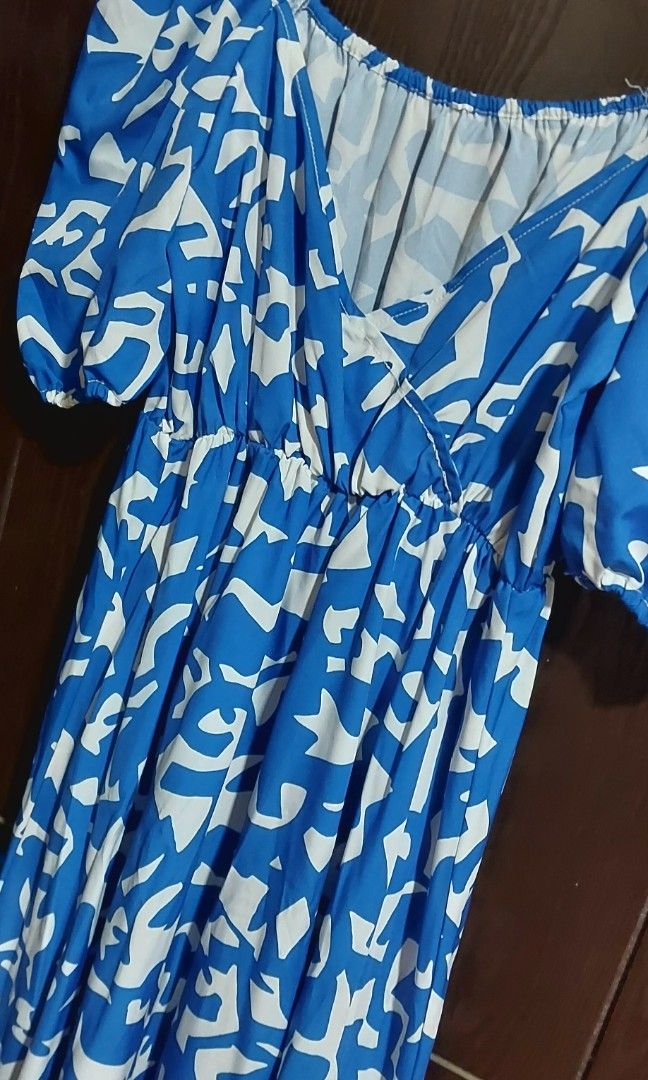 Summer dress (Category: Dresses) located in Manila. Submitted by mpirerules (Listing ID 1347764423, Image 2). Description: Summer dress Best fits medium to large No exchange For sale, no swap MOP: BDO/BPI/Gcash/Maya Shipping to be shouldered by buyer. No free shipping. No meet-ups..