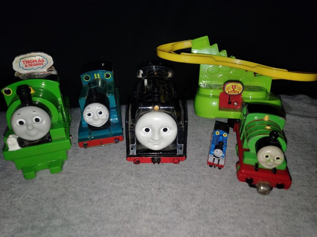 Thomas & Friends Trains set (Category: Vehicle & Diecast Models) located in Davao. Submitted by jeffsantos (Listing ID 1347829606, Image 1). Description: Take all as is conditions, buo pa po mga gulong.
