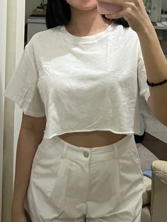 (Category: ) located in . Submitted by closet.fix (Listing ID 1347814151, Image 1). Description: .