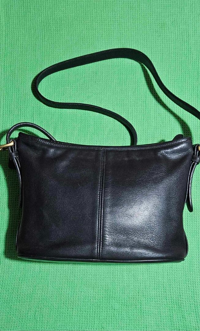 Vintage Coach 4143 Worth Bag (Category: Cross-body Bags) located in Baguio. Submitted by everything_v (Listing ID 1347825869, Image 2). Description: negotiable accepts layaway/installment plus SF.