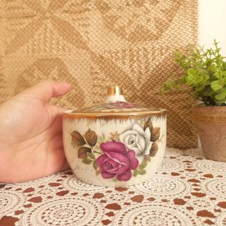 (Category: ) located in . Submitted by millennialmeetsvintage (Listing ID 1347731014, Image 1). Description: .