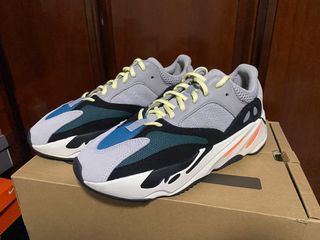 (Category: ) located in . Submitted by snkr_hype (Listing ID 1347810570, Image 1). Description: .
