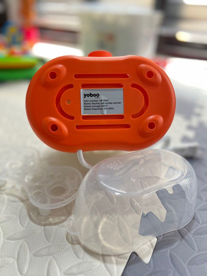 Yoboo Milk Warmer and Bottle Sterilizer (Category: Breastfeeding & Bottle Feeding) located in Makati City. Submitted by ljmc06 (Listing ID 1347668941, Image 3). Description: .