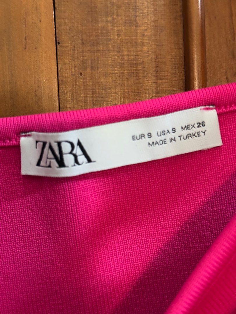 Zara Knit Crop Top (Category: Sleeveless) located in Quezon City. Submitted by monsdeclutter (Listing ID 1347781859, Image 3). Description: Authentic, bought in store Never been used. Only washed then stored No when worn Actual color may vary (due to lighting and camera settings) Price negotiable but no to lowballing MOP: Gcash MOD: SDD (grab/lalamove) or GGX Note: Strictly payment first before shipping SDD booked by buyer SF shouldered by buyer.