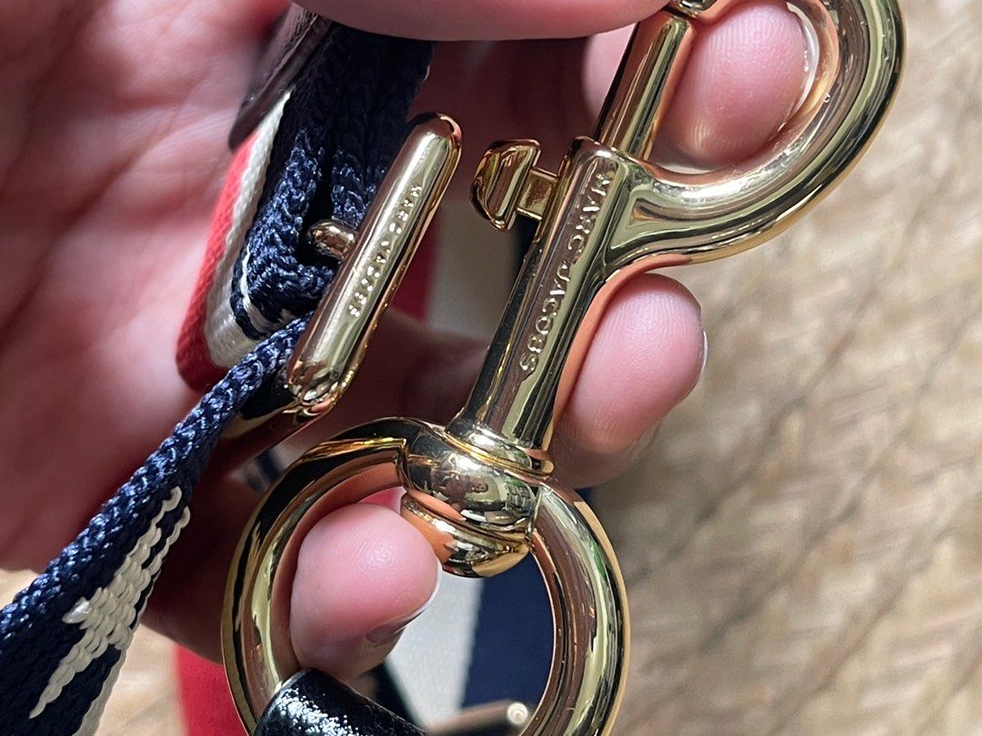 💯 Authentic Marc Jacobs Bag Sling Strap (Category: Luxury Bags & Wallets) located in Makati City. Submitted by eucccuy (Listing ID 1347879279, Image 3). Description: Decluttering!! Used once 💯 Authentic Marc Jacobs Bag Strap -complete with tags and packaging -bought locally at Greenbelt RFS: Extra strap and I have another strap that I use more Price slightly nego!.